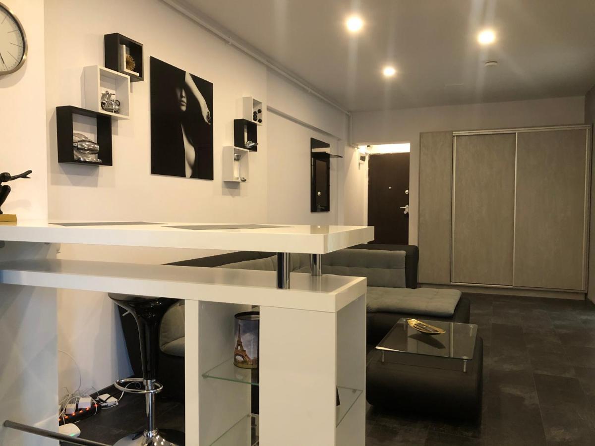 Stylish Westpark 2 Residence Lake View W8 Bucarest Esterno foto
