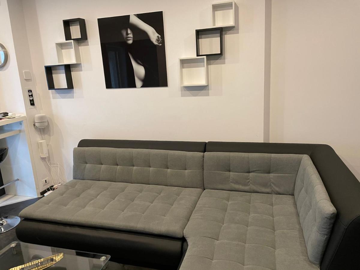 Stylish Westpark 2 Residence Lake View W8 Bucarest Esterno foto